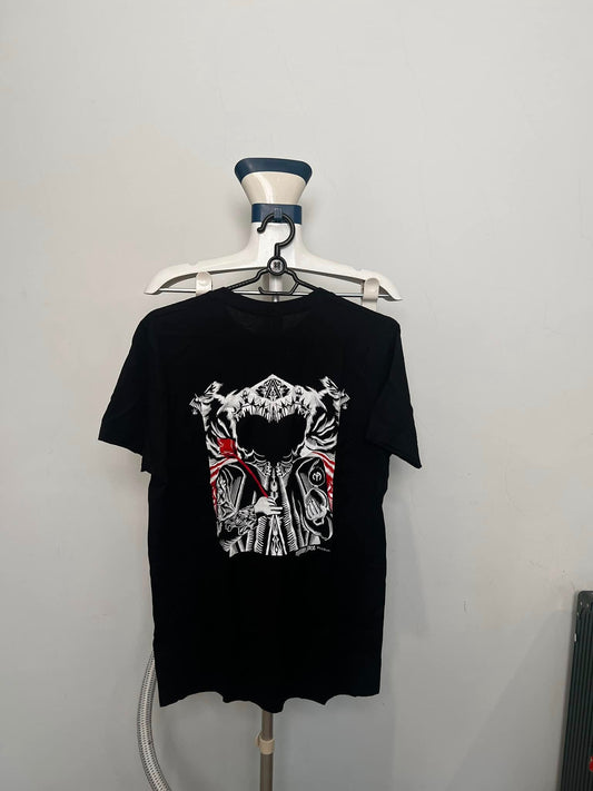 Áo đen hình ghost